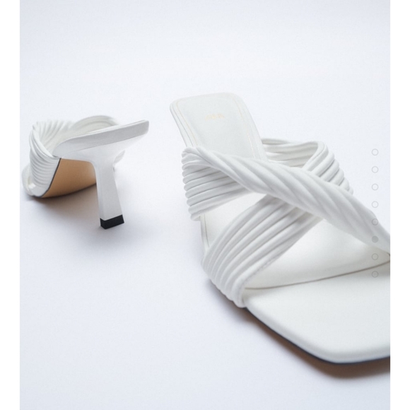 Zara High Heels Heeled Pleated White Sandals - Picture 9 of 12